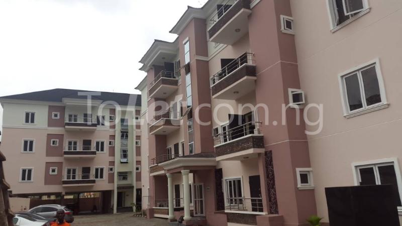 3 bedroom Flat / Apartment for rent   Abule-Oja Yaba Lagos