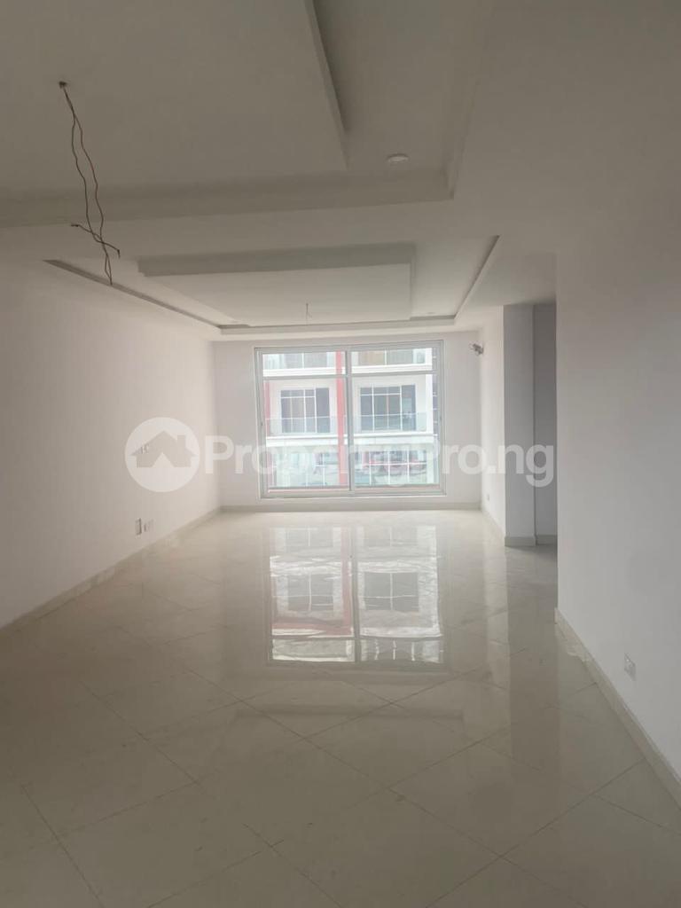 3 bedroom Flat / Apartment for rent ONIRU Victoria Island Lagos