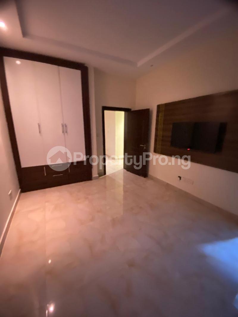 3 bedroom Flat / Apartment for rent ONIRU Victoria Island Lagos