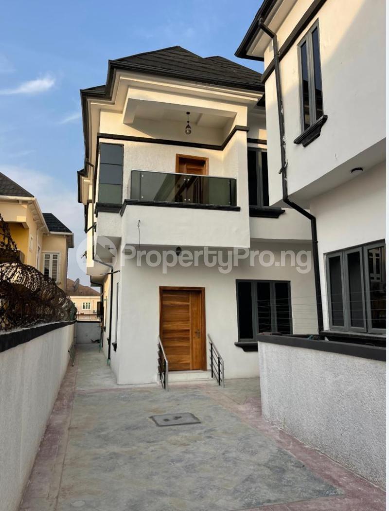 5 bedroom House for rent Ikota Lekki Lagos