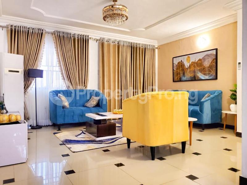 3 Bedroom Flat / Apartment in Mende Maryland Lagos Flat / Apartment