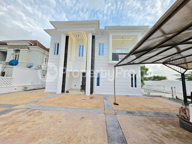 5 bedroom House for sale Pinnock Beach Estate Osapa london Lekki Lagos