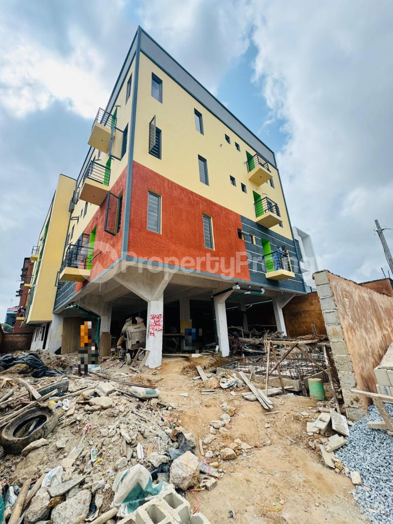 3 bedroom Flat / Apartment for sale Yaba Lagos