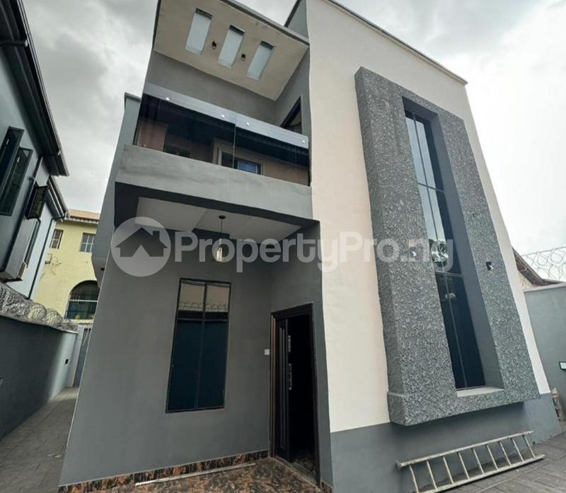 5 bedroom House for sale Berger, Ojodu Lagos
