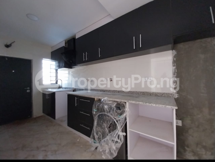 3 bedroom Flat / Apartment for sale Alagomeji Yaba Lagos