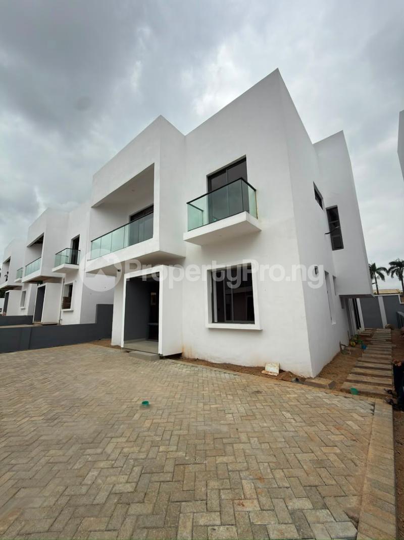 4 bedroom House for sale Old Bodija Estate, Ibadan. Bodija Ibadan Oyo