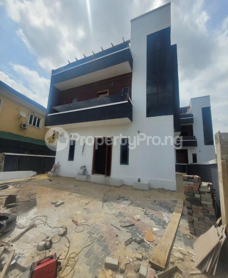 4 bedroom House for sale Millenuim/UPS Gbagada Lagos