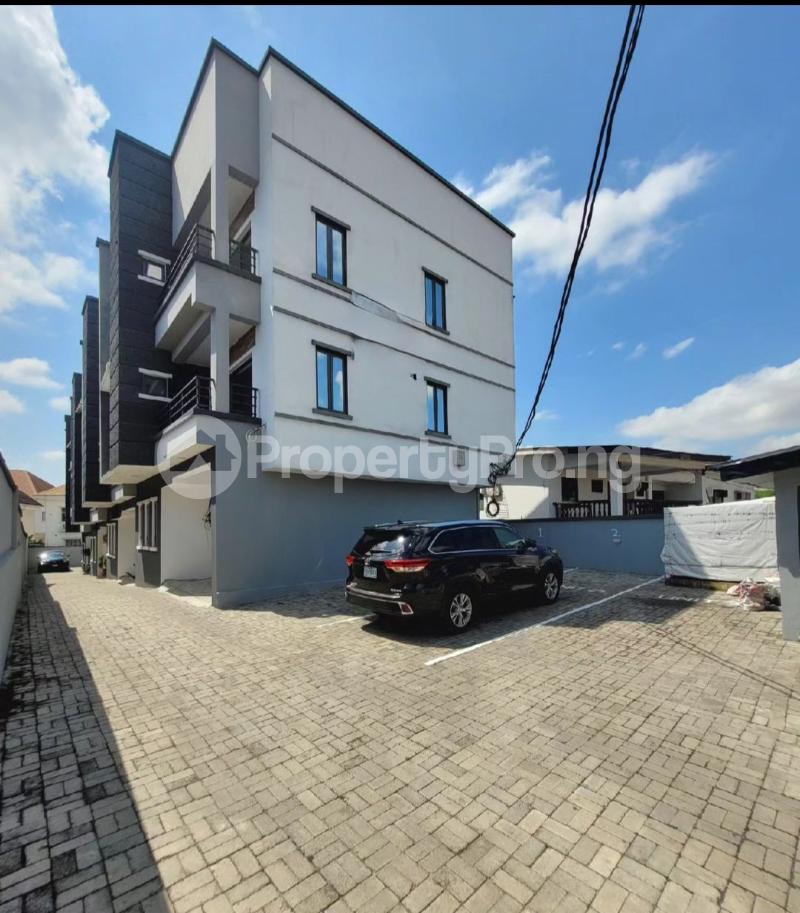 4 bedroom House for sale Okupe Estate, Maryland Lagos