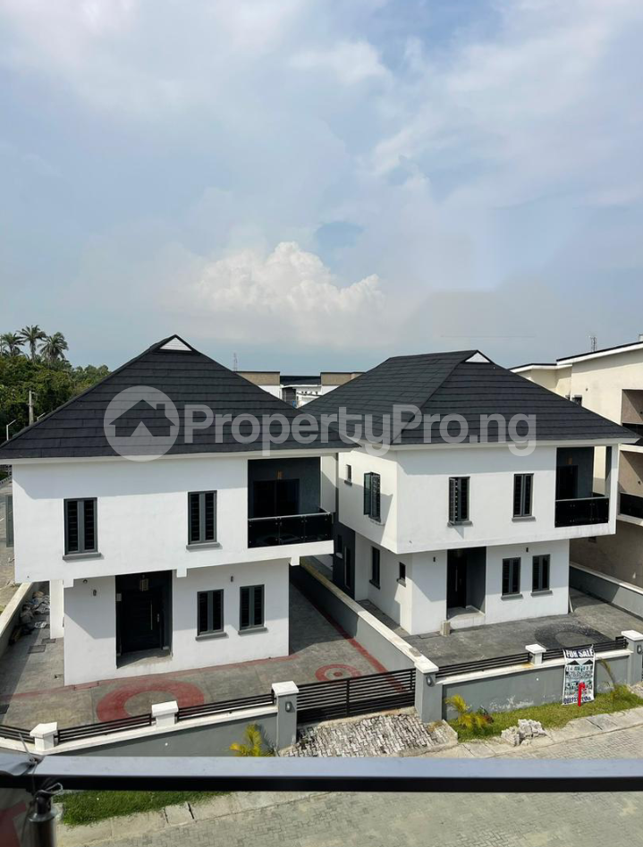 4 bedroom House for sale chevron Lekki Lagos