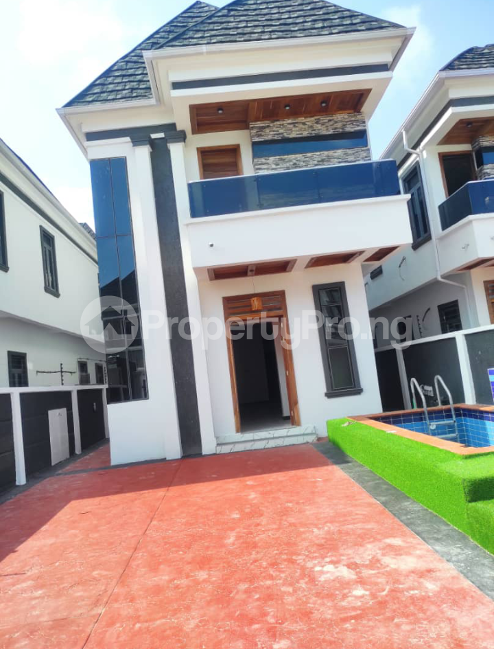 4 bedroom House for sale Orchid Road, Lekki Lagos