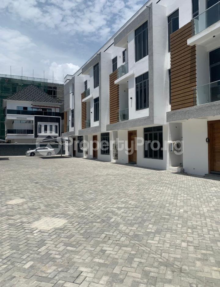 4 bedroom House for sale Ikate Lekki Lagos