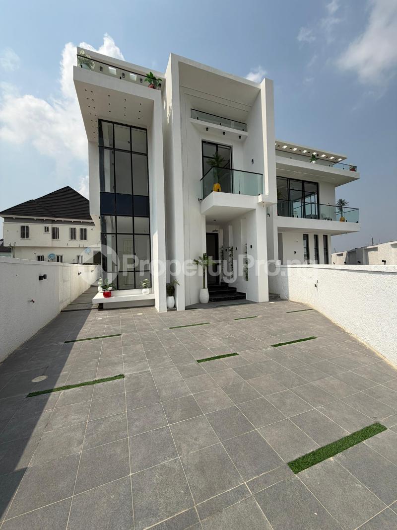 5 bedroom House for sale Chevron Lekki Lagos