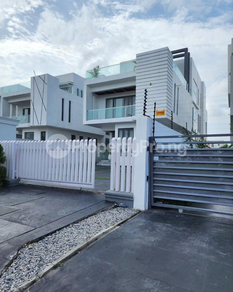 5 bedroom House for sale Osapa london Lekki Lagos