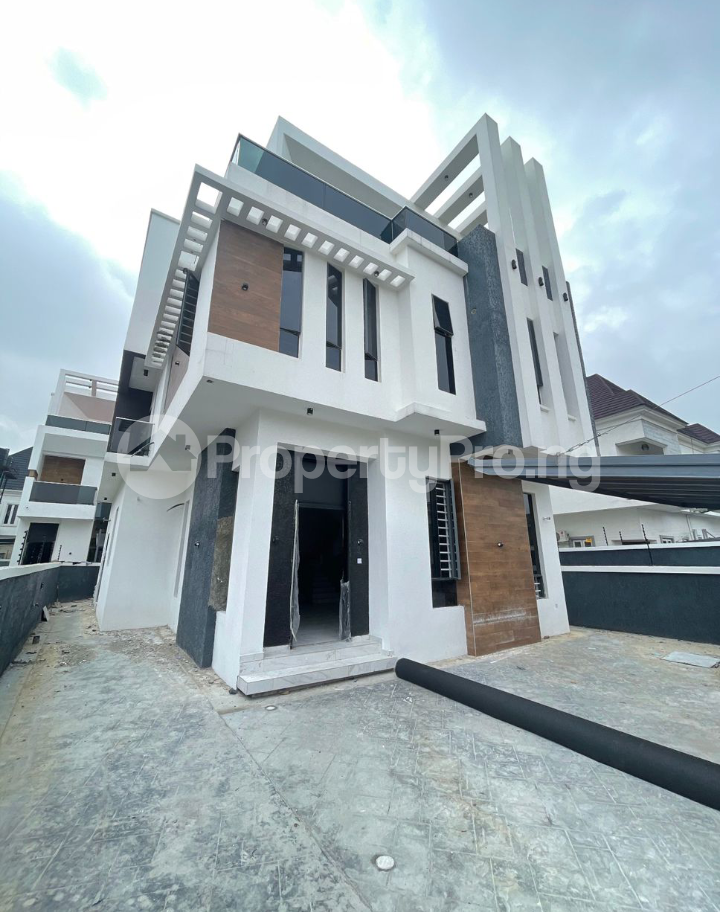 5 bedroom House for sale Lekki Lagos