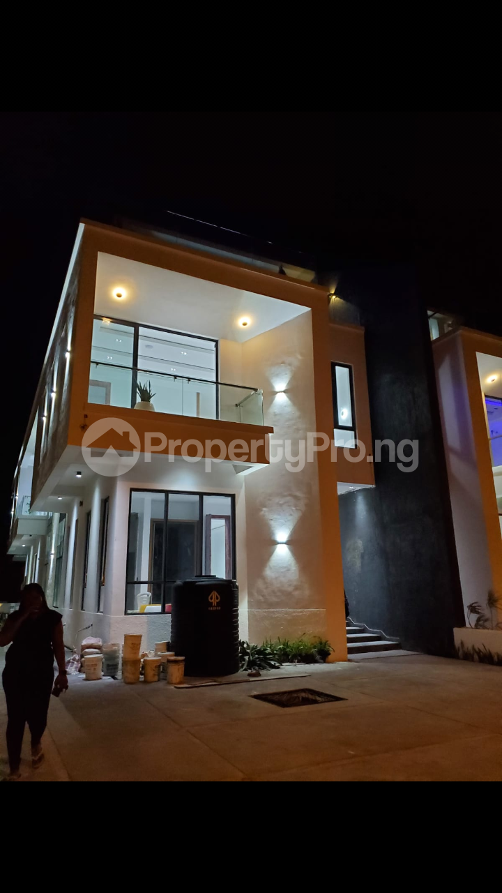 5 bedroom House for sale Cowrie Creek Estate, Behind Nicon Town. Nicon Town Lekki Lagos