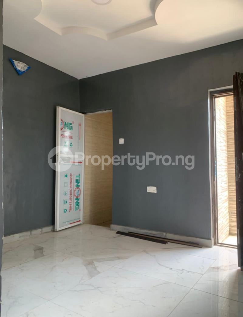 2 bedroom Flat / Apartment for rent Iwaya Yaba Lagos