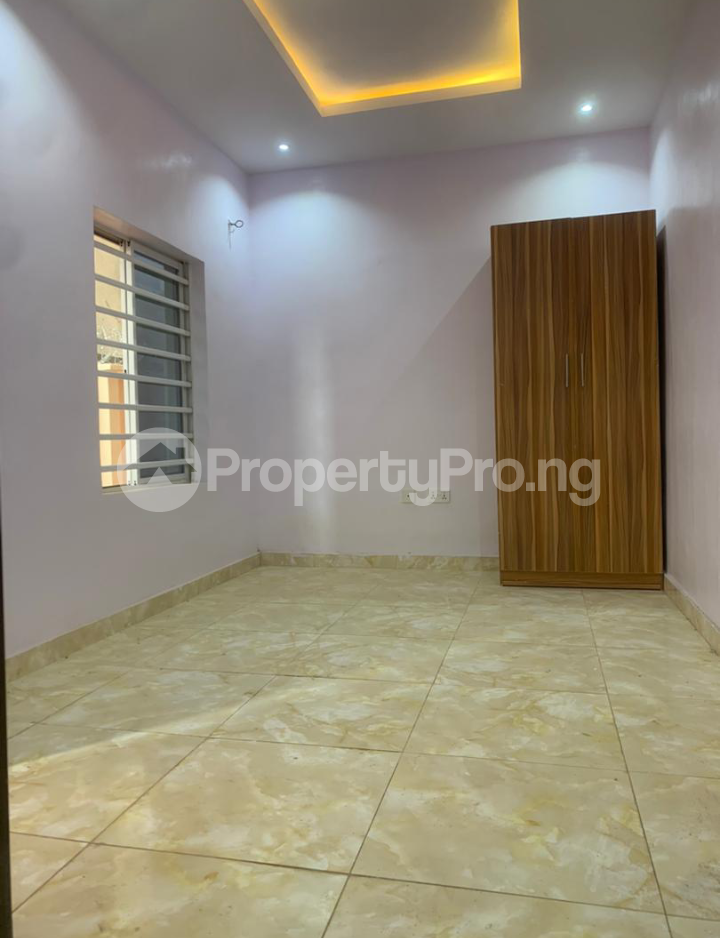 1 bedroom Flat / Apartment for rent Iwaya Yaba Lagos