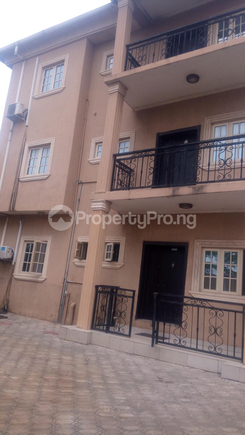 3 Bedroom Flat / Apartment in Ajao Estate Isolo Lagos Flat