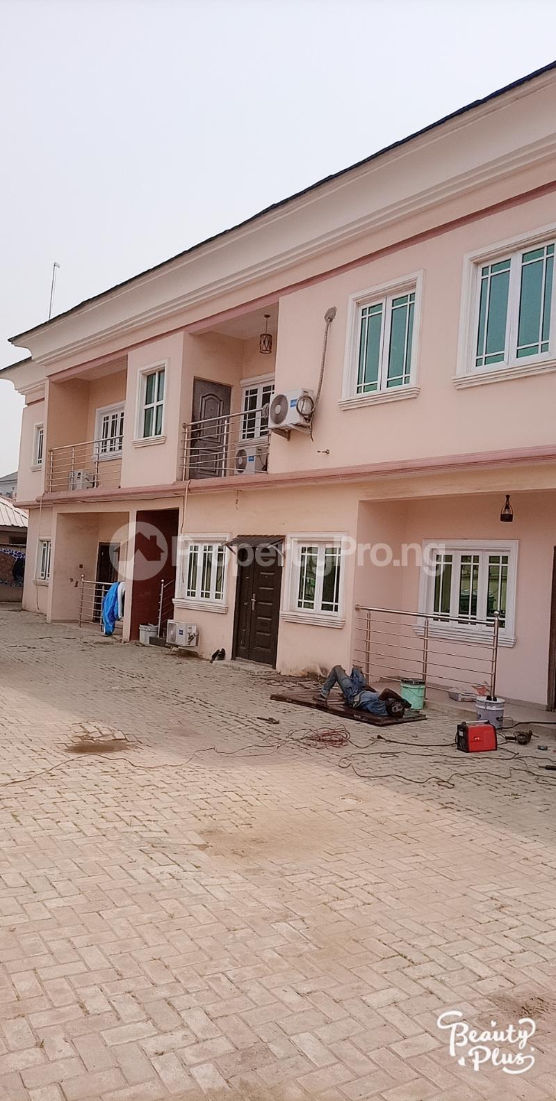 3 bedroom Flat / Apartment for rent Ajao Estate Isolo. Lagos Mainland Ajao Estate Isolo Lagos