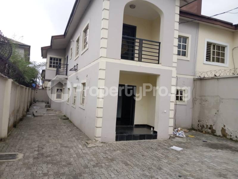 4 bedroom House for sale Magodo Shangisha Gra. Lagos Mainland Magodo Kosofe/Ikosi Lagos