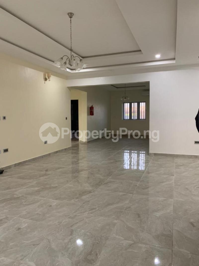 3 bedroom Flat / Apartment for rent Jahi Jahi Abuja