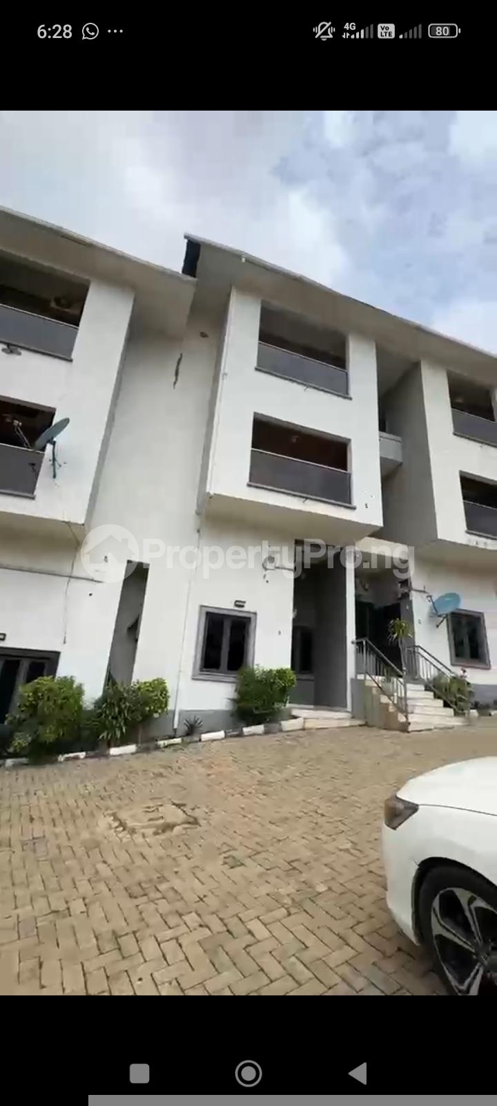 4 bedroom House for rent By Amor Hotel Katampe Main Abuja