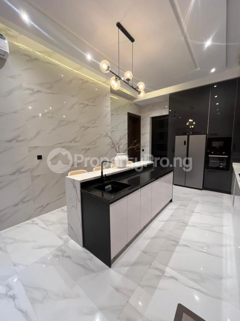 5 bedroom House for rent Lekki Lagos