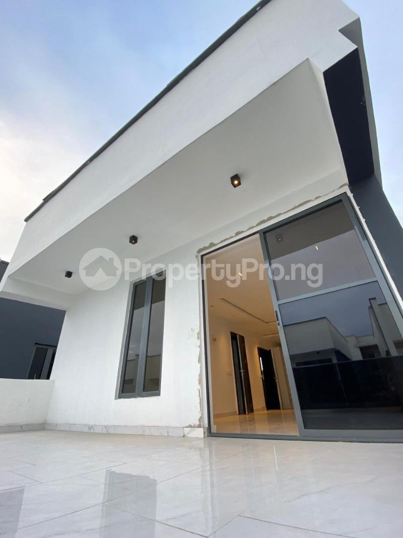 4 bedroom House for sale In A Secured And Lovely Location At chevron Lekki Lagos