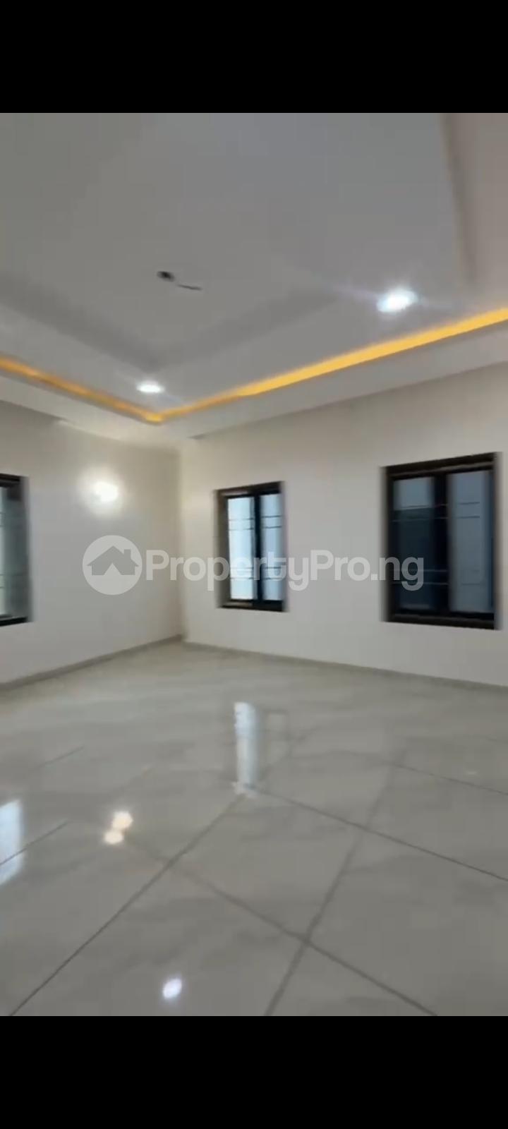 5 bedroom House for rent In An Estate Gwarinpa Abuja