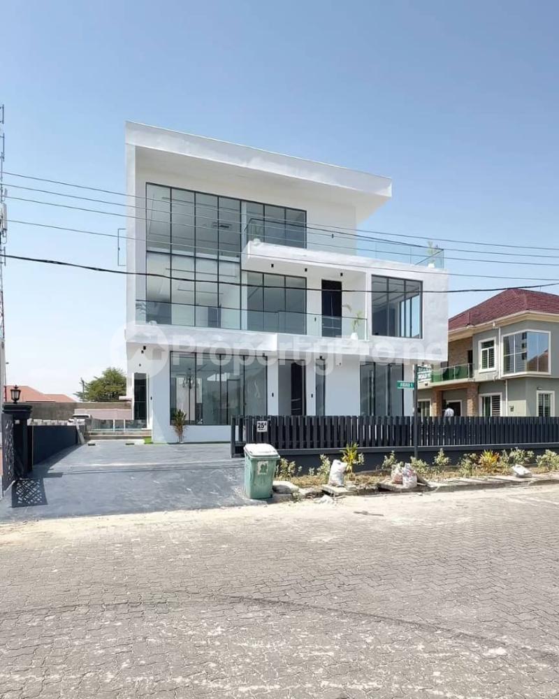 5 bedroom House for sale Osapa london Lekki Lagos