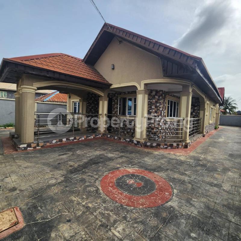 4 bedroom House for rent Elebu Akala Express Ibadan Oyo