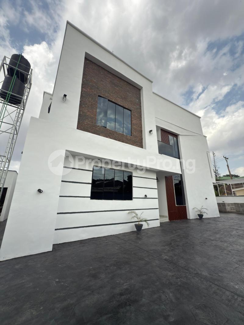4 bedroom House for sale Onikoko Close, Agodi Gra Ibadan Oyo