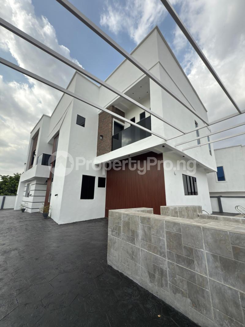 4 bedroom House for sale Onikoko Close, Agodi Gra Ibadan Oyo