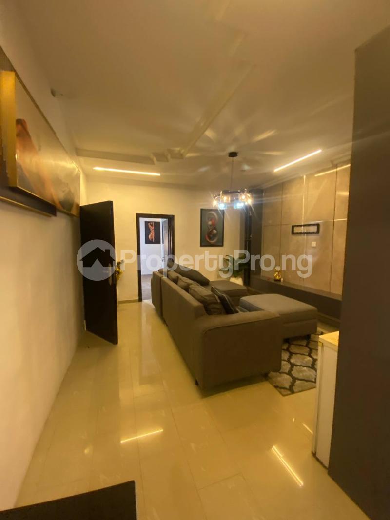 1 bedroom Flat / Apartment for rent Off Admralty Lekki Phase 1 Lekki Lagos