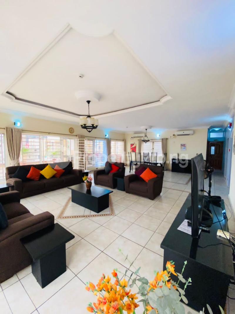 1 bedroom Flat / Apartment for rent ONIRU Victoria Island Lagos