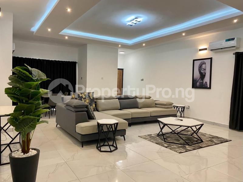 3 bedroom House for shortlet ONIRU Victoria Island Lagos