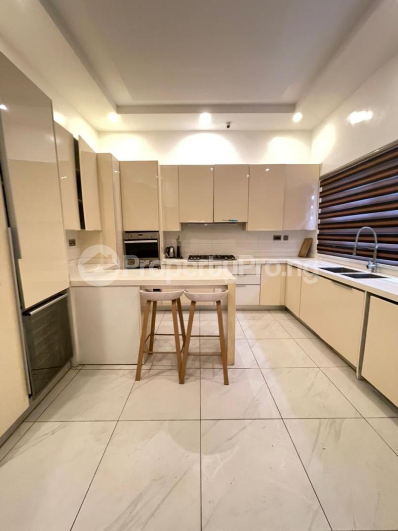 5 bedroom House for rent Agungi Estate Agungi Lekki Lagos