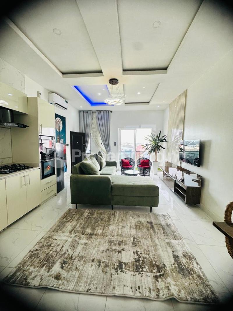 1 bedroom Flat / Apartment for rent Ologolo Lekki Lagos