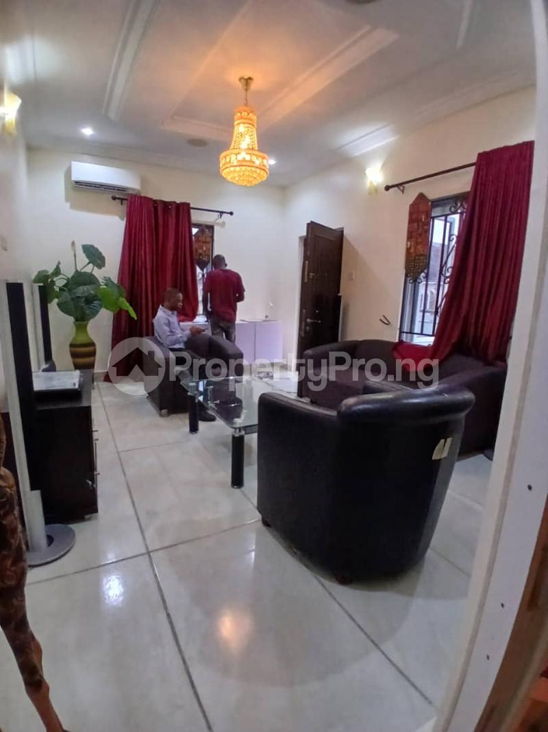 1 bedroom Flat / Apartment for rent chevron Lekki Lagos