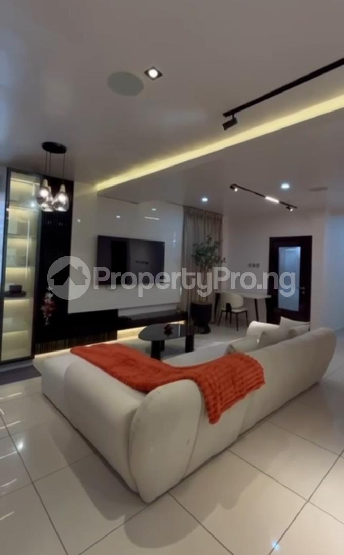 1 bedroom Flat / Apartment for shortlet Off Admiralty Lekki Phase 1 Lekki Lagos - 2
