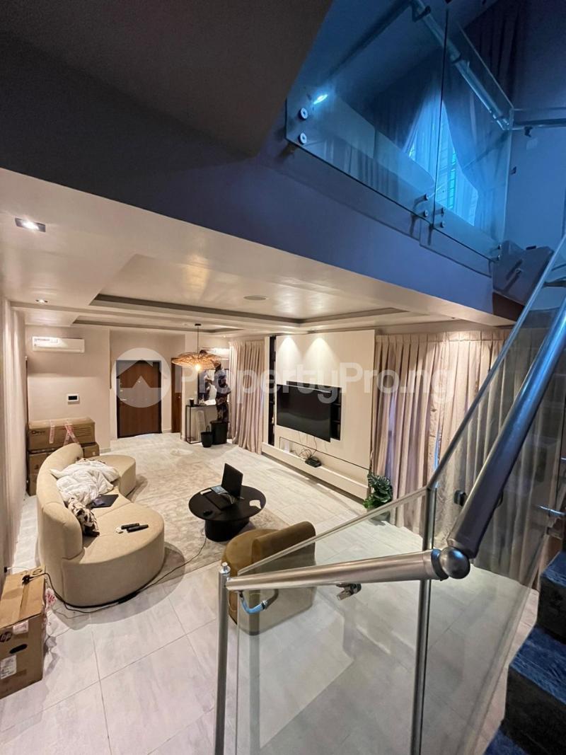 5 bedroom House for rent Off Admiralty Lekki Phase 1 Lekki Lagos