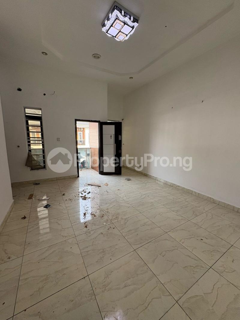 1 bedroom Flat / Apartment for rent orchid Lekki Lagos