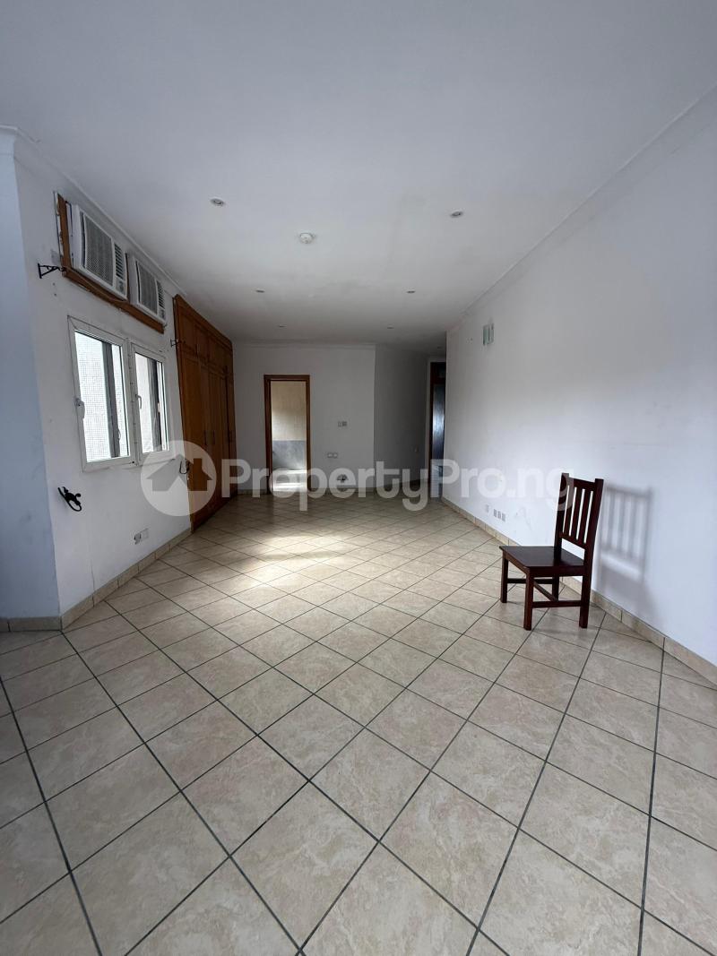 3 bedroom Flat / Apartment for rent Ligali Ayorinde Victoria Island Lagos