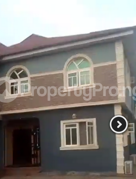 House for sale In An Estate Radio At Radio Busstop Erunwen Ikorodu Lagos