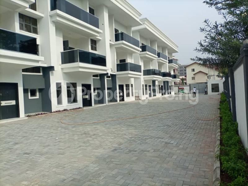 4 bedroom House for rent ONIRU Victoria Island Lagos