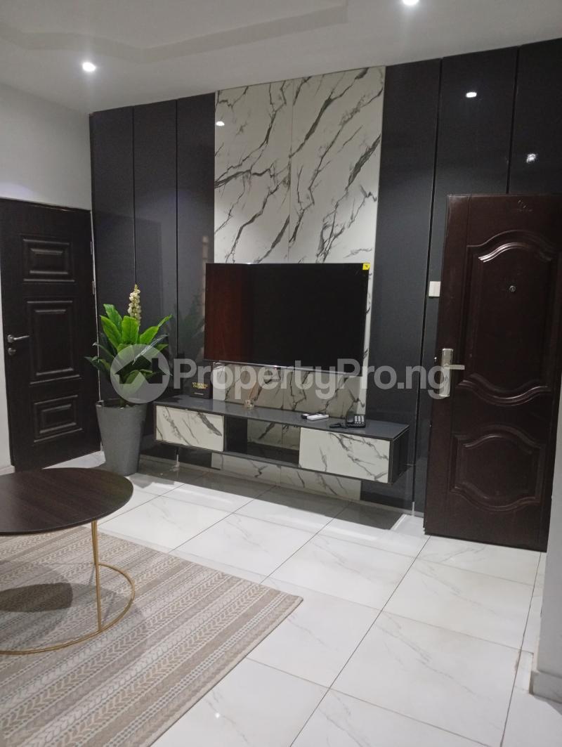 1 bedroom Flat / Apartment for shortlet Gra, Benin, Central Edo