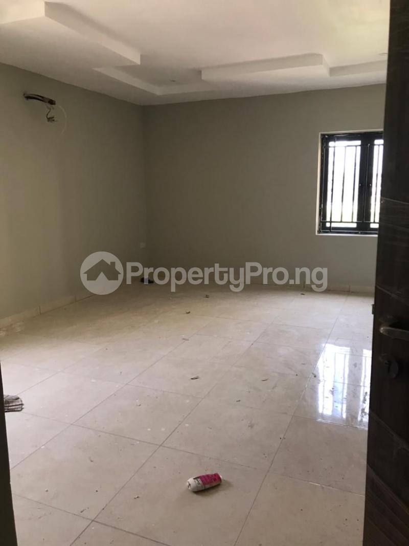 3 bedroom Flat / Apartment for rent ONIRU Victoria Island Lagos