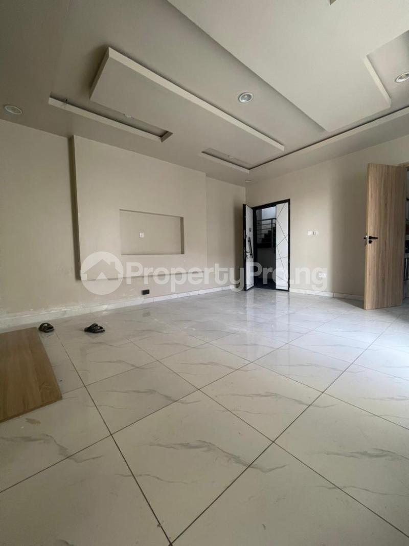 2 bedroom House for rent Ologolo Lekki Lagos