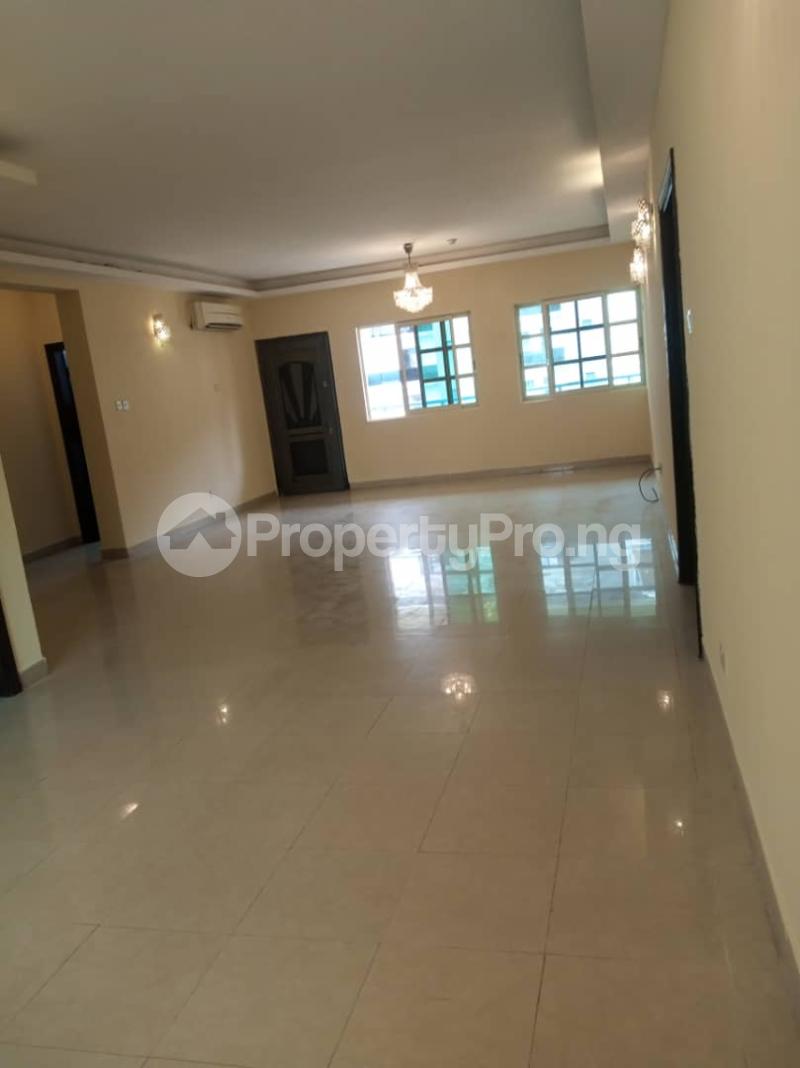 2 bedroom Flat / Apartment for rent Off Mobolaji Johnson Avenue, Ikoyi Lagos State. Old Ikoyi Ikoyi Lagos
