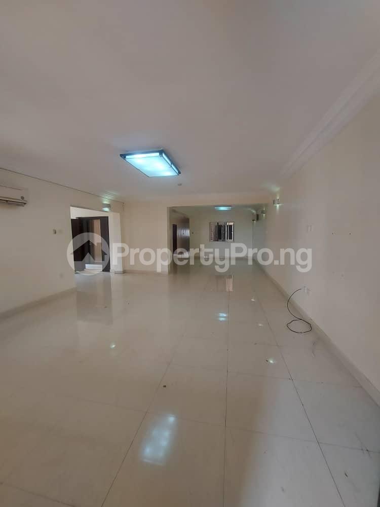 3 bedroom Flat / Apartment for rent ONIRU Victoria Island Lagos